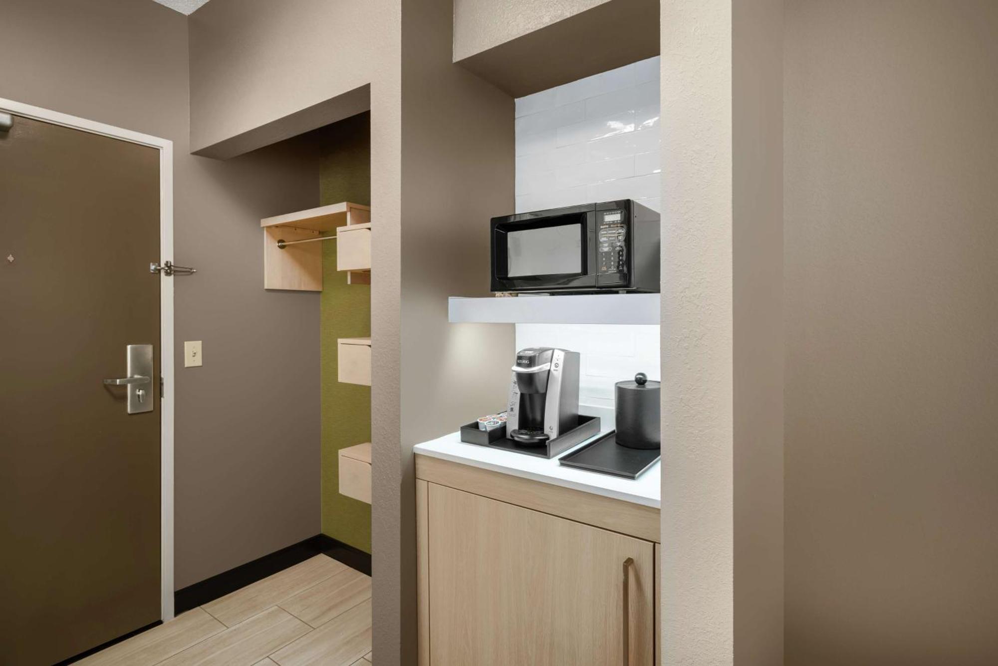 Hilton Garden Inn Louisville East Kültér fotó