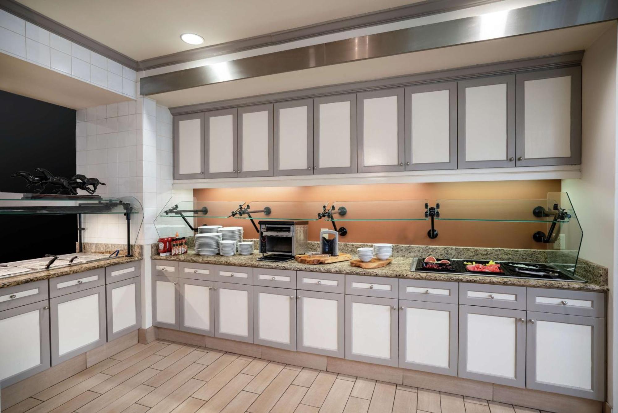 Hilton Garden Inn Louisville East Kültér fotó