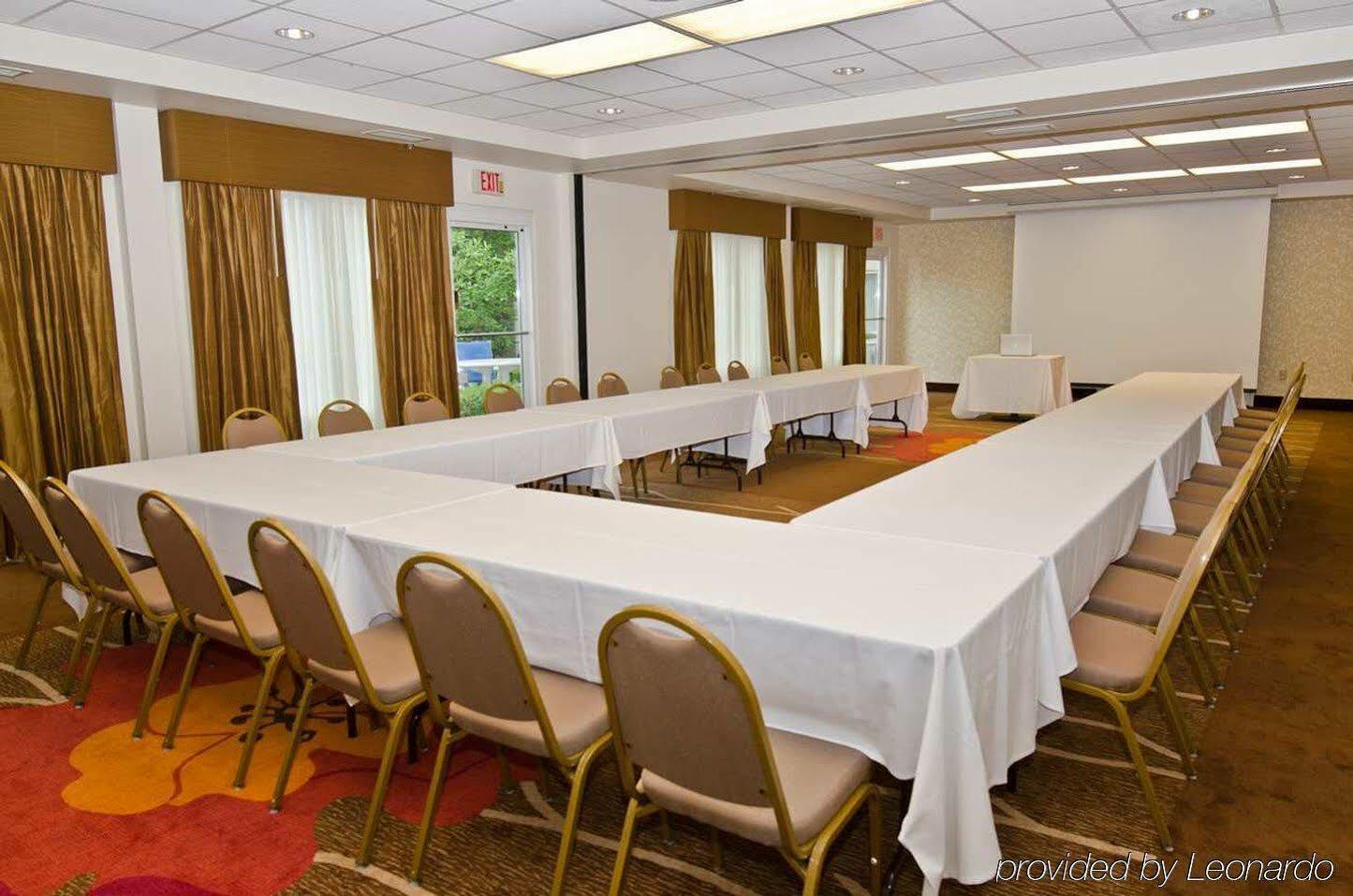 Hilton Garden Inn Louisville East Kültér fotó